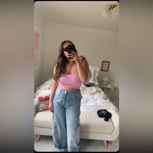 Meet your Posher, Ava